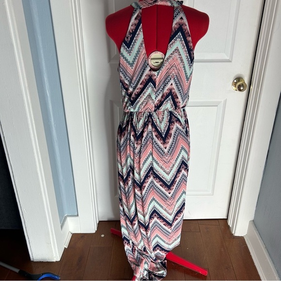 ➕Three Pink Hearts Halter style coral, mint, and navy Chevron Maxi Dress Lg - Picture 5 of 6